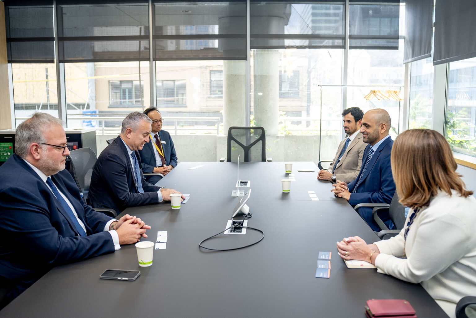 Dubai Chambers explores trade, investment opportunities with Canada’s British Columbia
