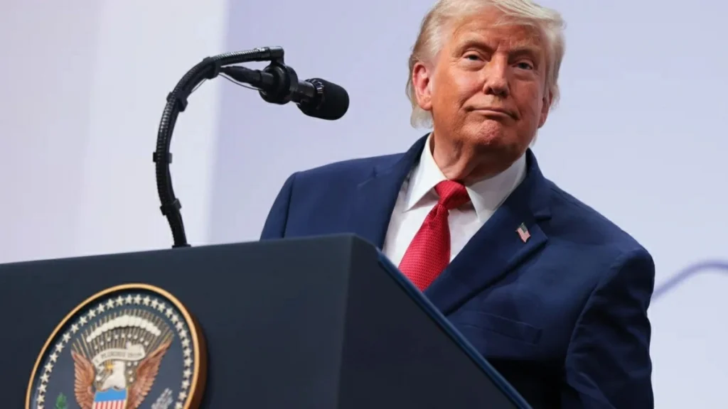Trump hits back at critics as Iran deal sparks debate over US concessions