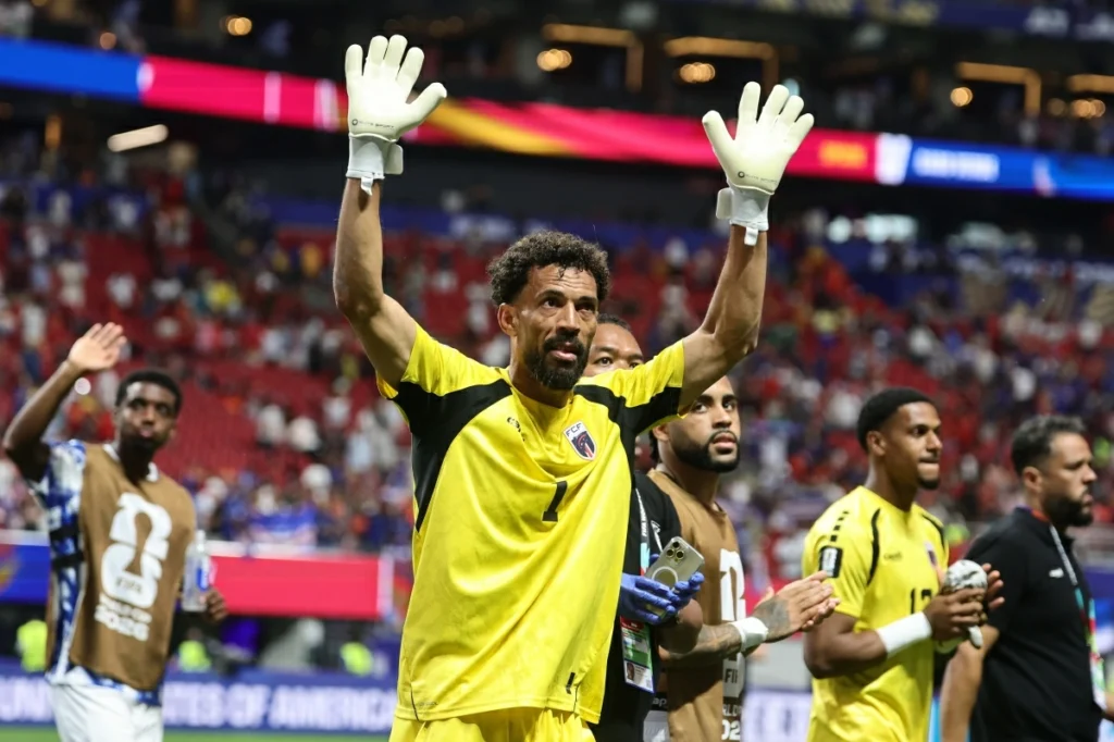 Cape Verde goalkeeper Vozinha to reunite with mother at World Cup
