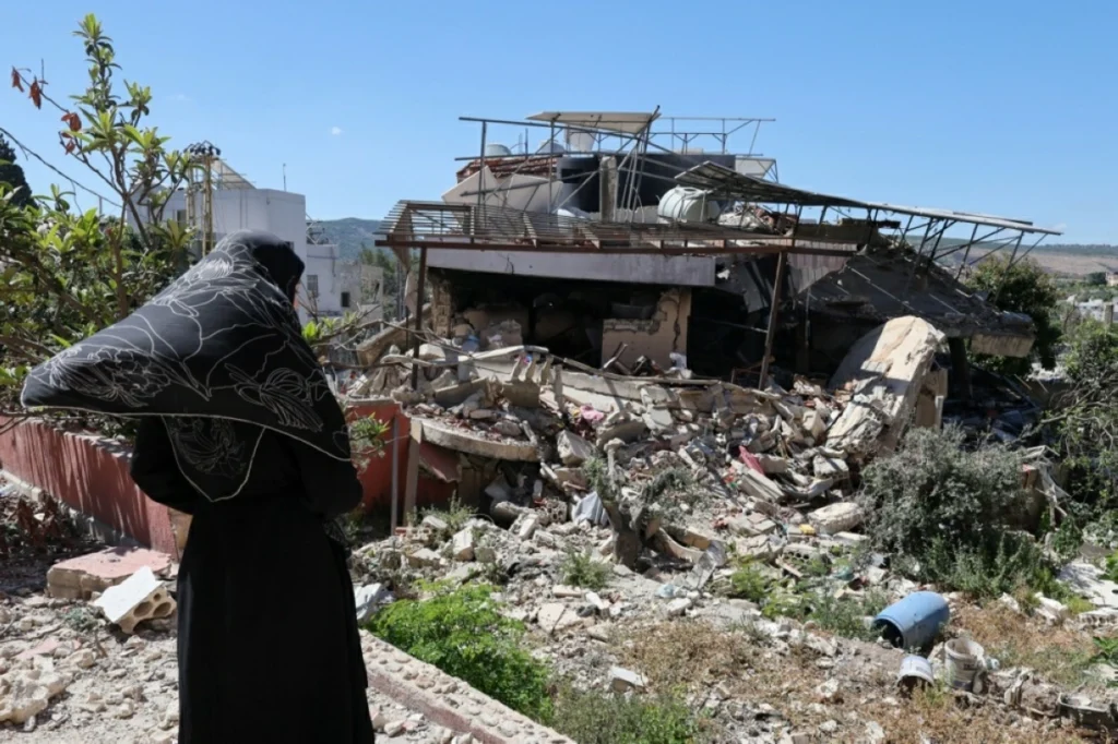 Israel and Hezbollah agree to ceasefire, says US official