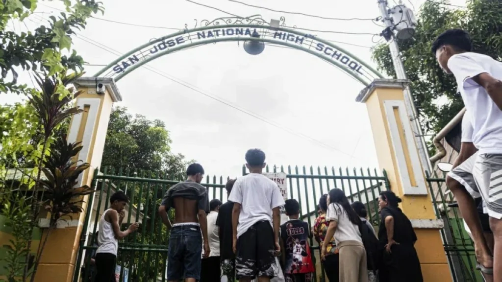 Philippines bans gaming app after school shooting kills three