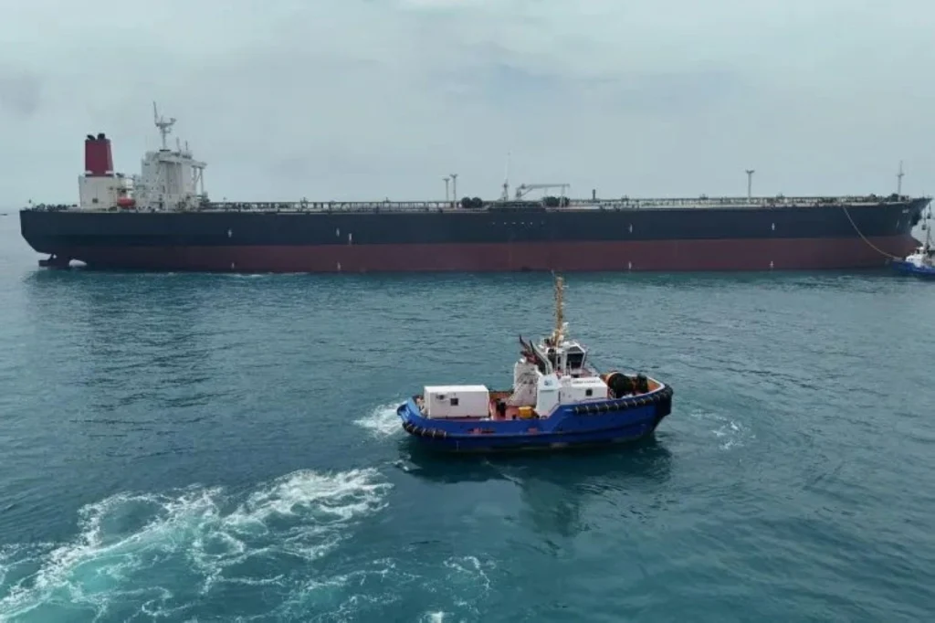 Oil price falls back to pre-war levels on rising Middle East supply