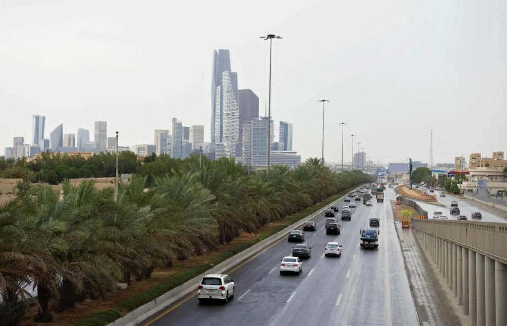 Saudi Arabia lowers mandatory declaration threshold for cash, valuables at borders
