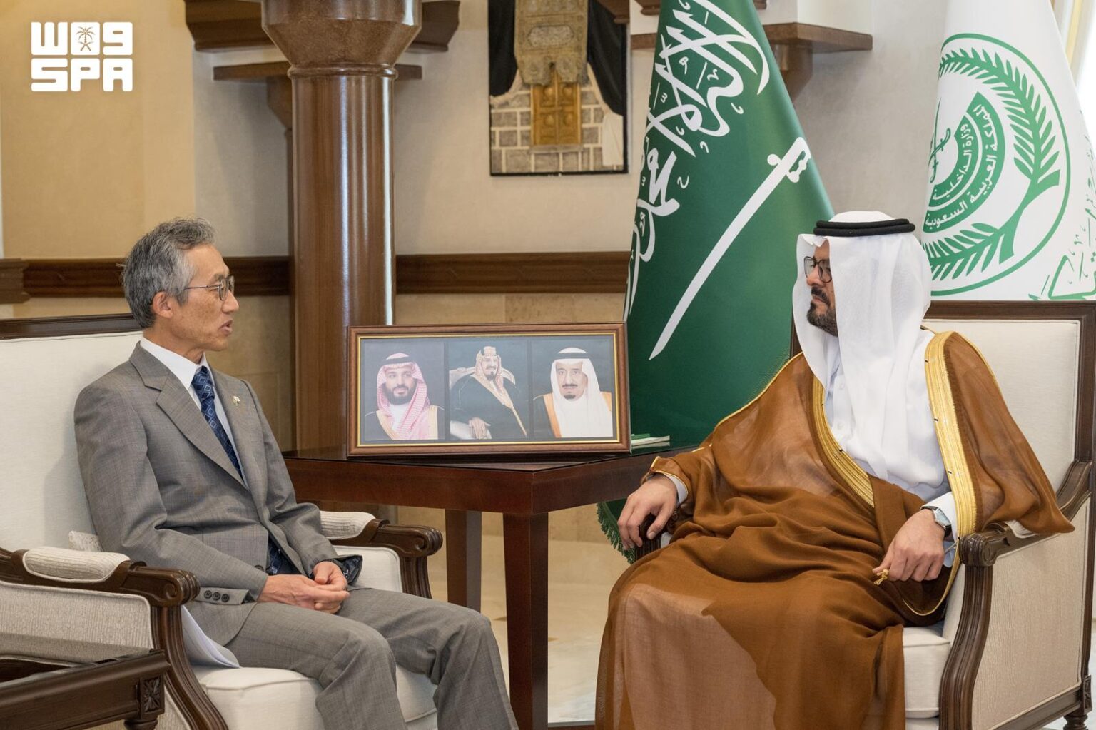 سعود بن مشعل يستقبل سفير اليابان لدى المملكة