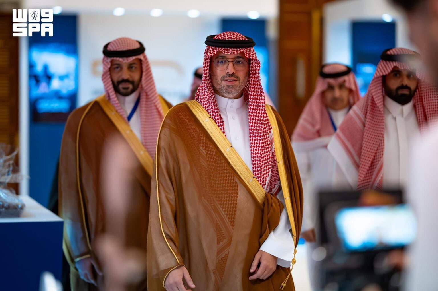Jeddah Governor Attends Social Responsibility in Institutional Structures Forum