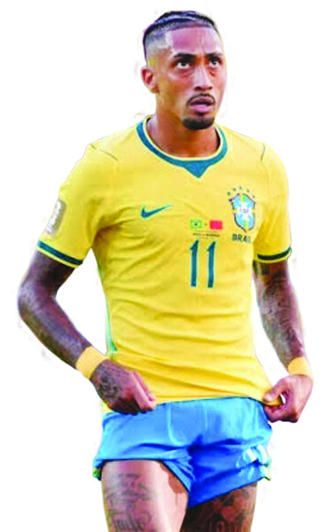 رافينيـا يـرد على عـرض الهــلال