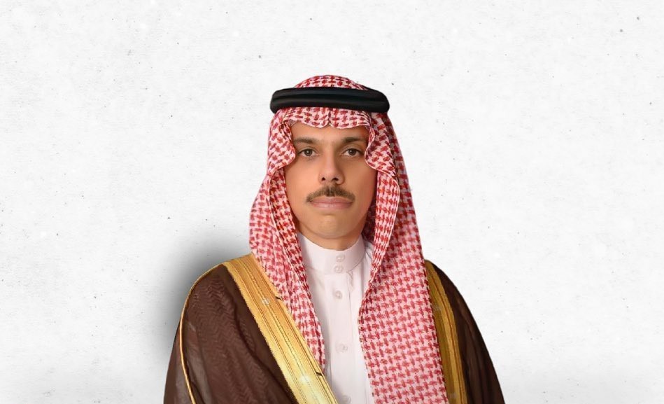 وزير الخارجية يتلقى اتصالًا هاتفيًا من نائب رئيس الوزراء وزير خارجية باكستان