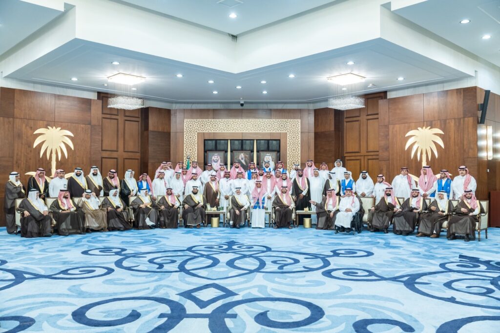أمير الشرقية يرعى حفل تكريم الطلبة الحاصلين على جوائز خلال العام الدراسي 1447 هـ