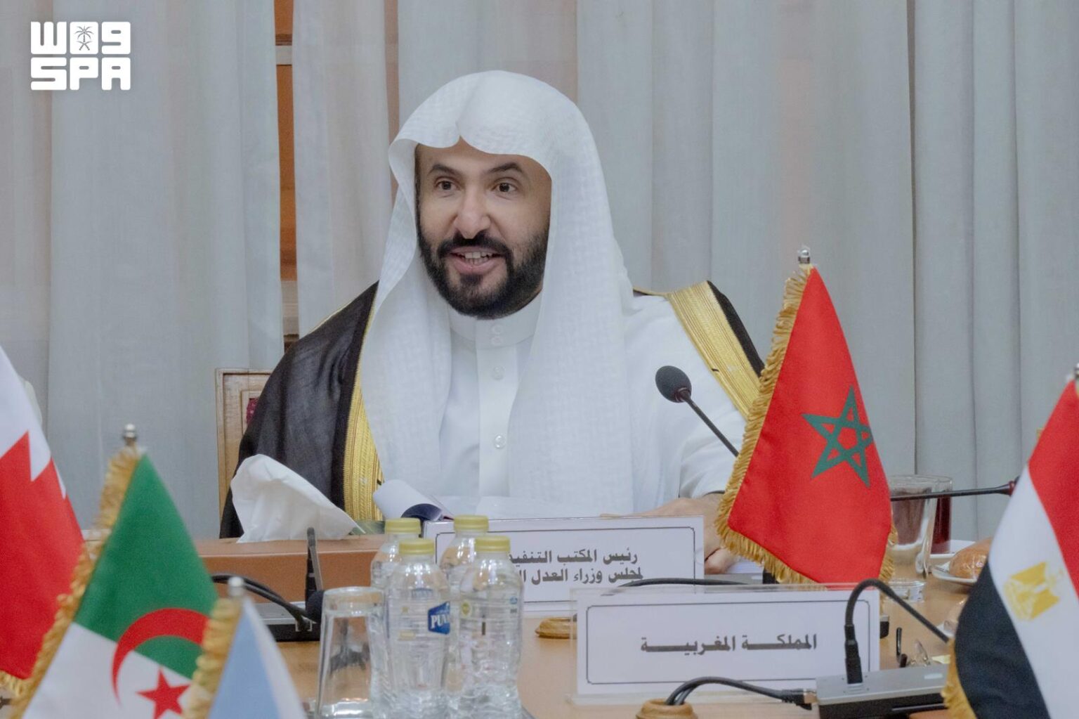 وزير العدل يرأس الاجتماع الـ76 للمكتب التنفيذي لمجلس وزراء العدل العرب ويلتقي نظيره السوداني