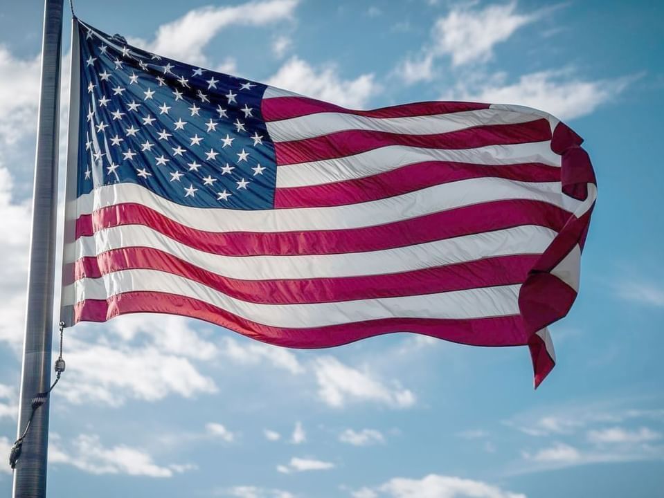 12 killed in Missouri skydiving plane crash