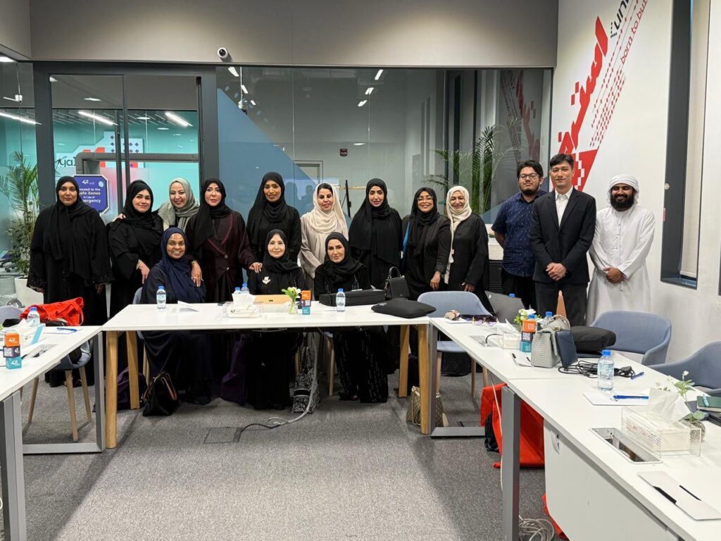 صندوق خليفة و"سيدات أعمال الإمارات" يطلقان برنامجا للذكاء الاصطناعي لرائدات الأعمال