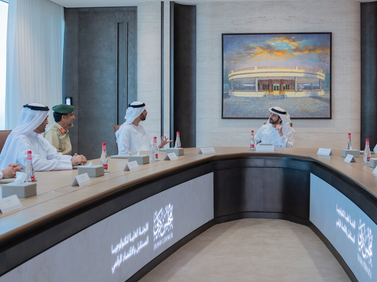 Hamdan bin Mohammed chairs meeting of Higher Committee for Future Technology Development and Digital Economy