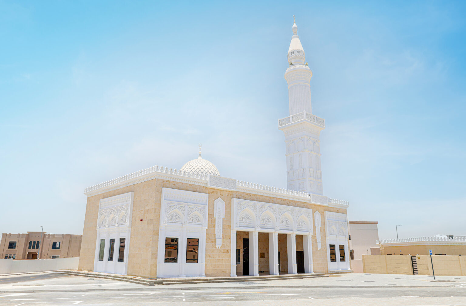 "الشؤون الإسلامية" تفتتح مسجد السلسبيل في الشارقة