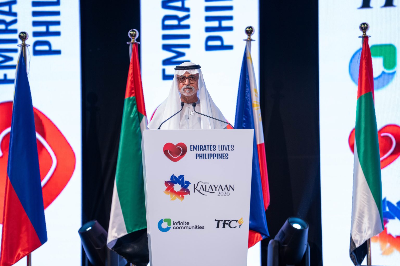 Nahyan bin Mubarak attends mass celebration marking 128 years of Philippine independence with over 60,000 members in attendance