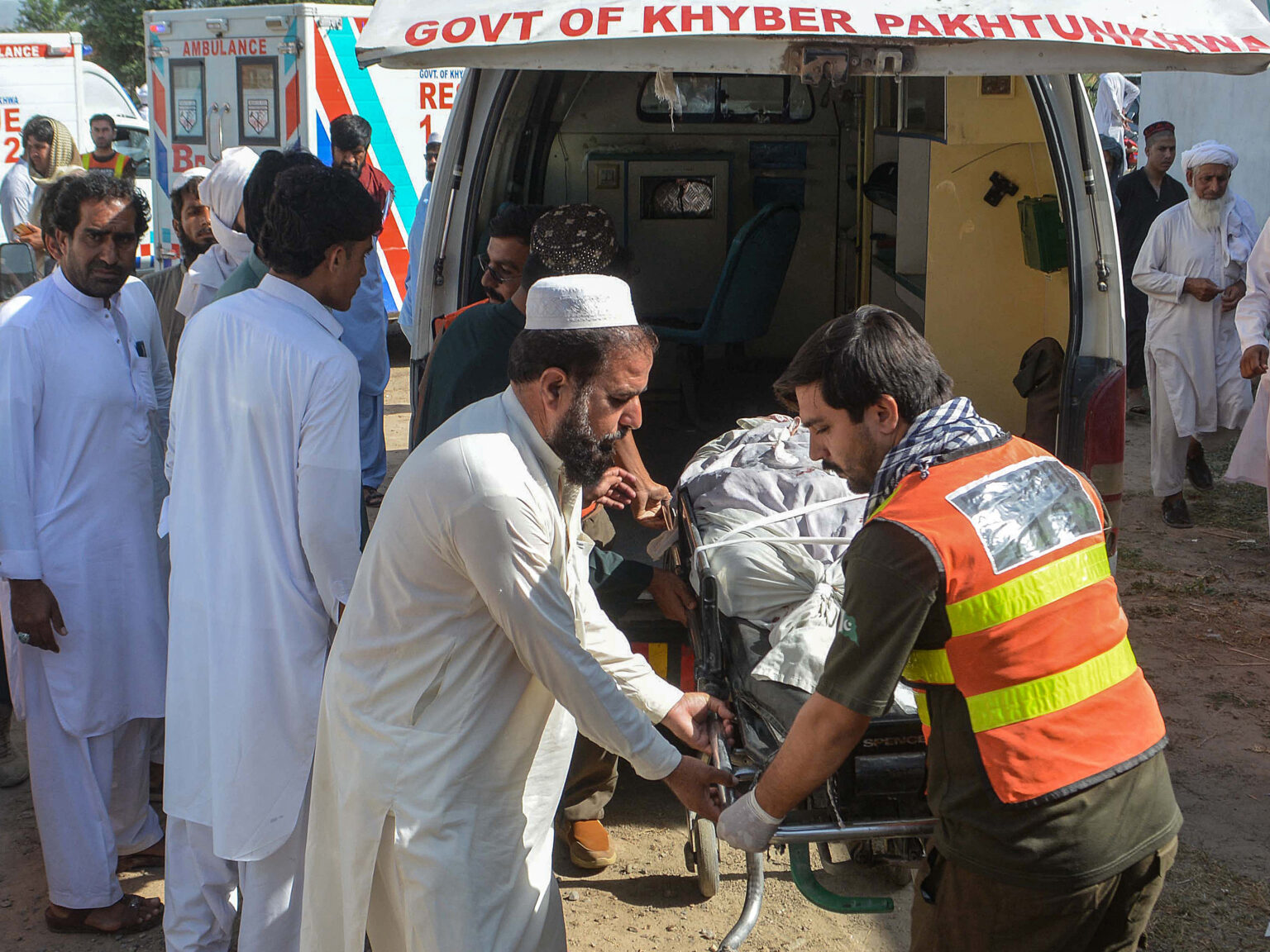 At least seven people killed in Pakistan blast