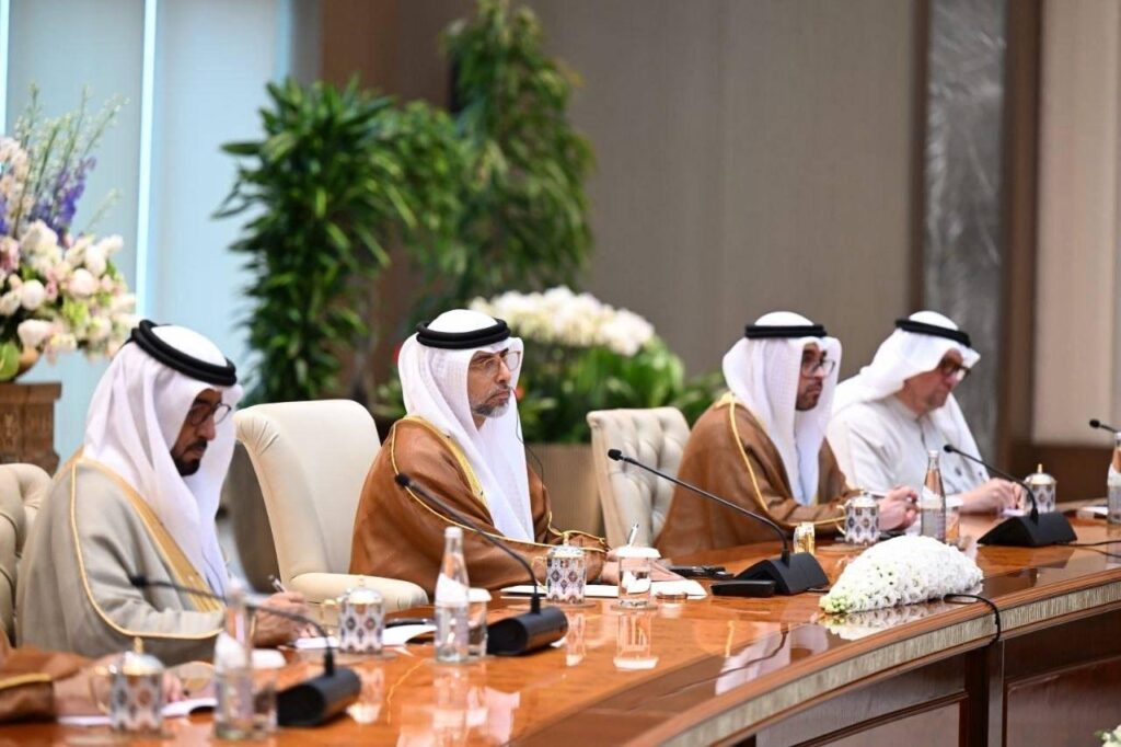 الإمارات تشارك في منتدى طشقند الدولي للاستثمار وتؤكد التزامها بتعزيز الشراكة الاقتصادية مع أوزبكستان