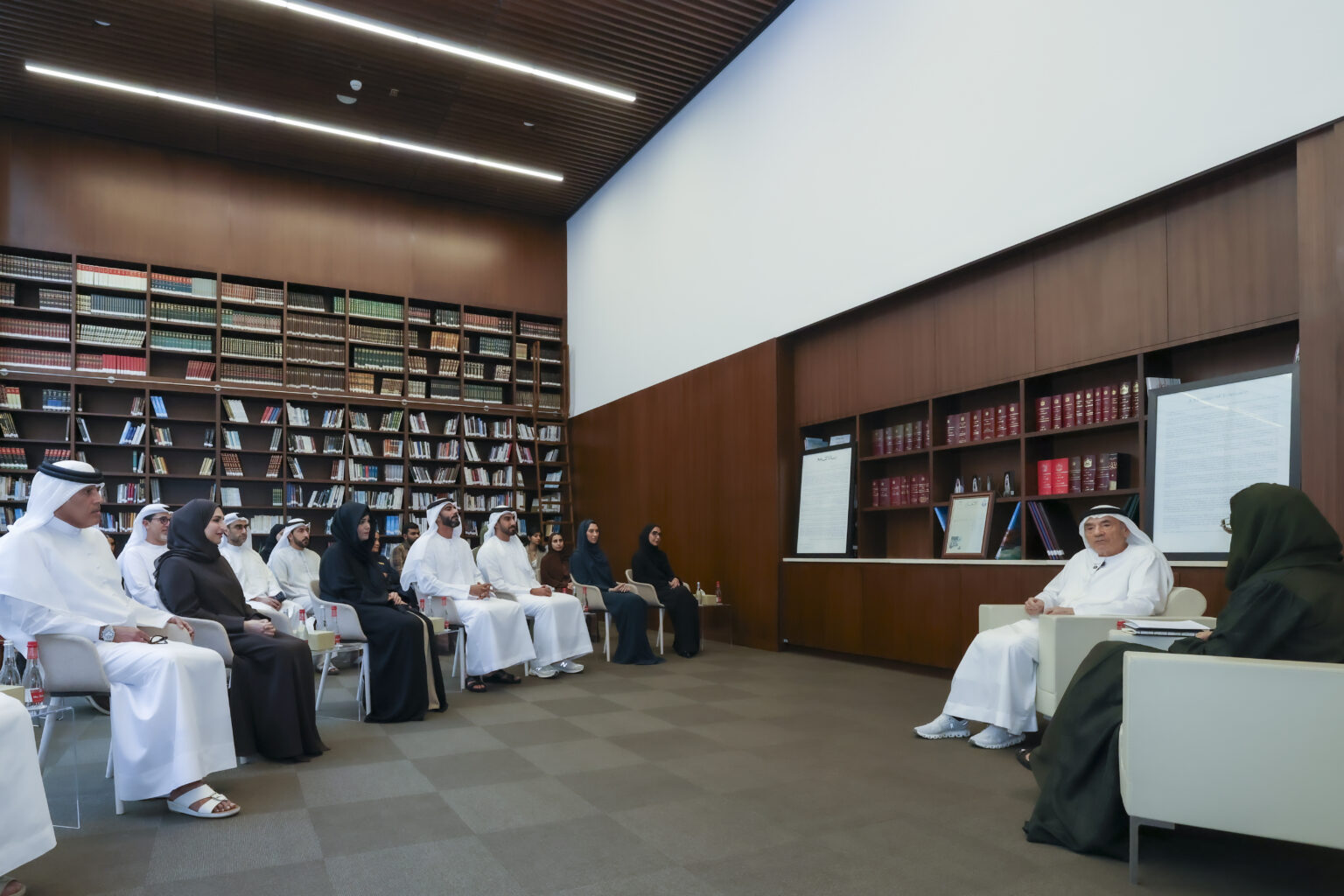 Ministry of Culture unveils Union House plaque marking inclusion in National Register of Modern Architectural Heritage