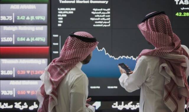 مؤشر “تاسي” يغلق مرتفعاً بدعم 3 قطاعات كبرى