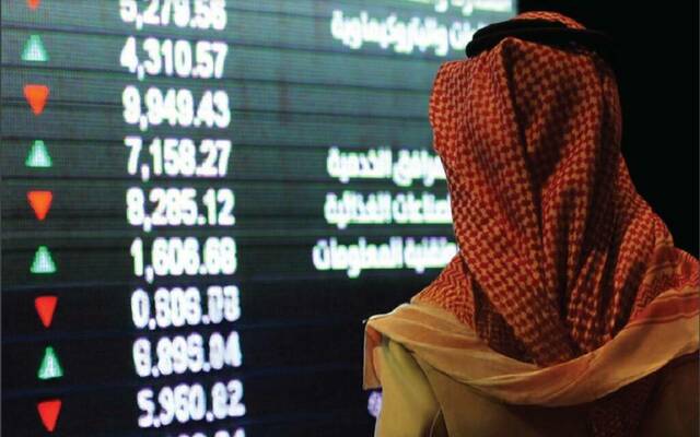 مؤشر “تاسي” يستقر في المنطقة الخضراء بالمنتصف وسط تباين أداء القطاعات القيادية