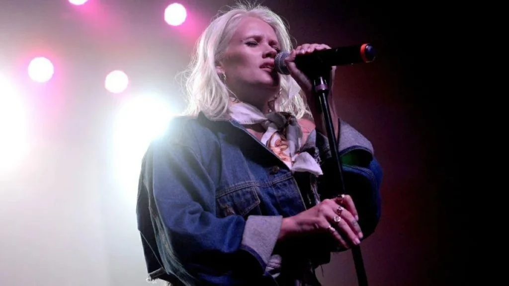 Lauren Bennett, British singer on LMFAO’s Party Rock Anthem, dies aged 37