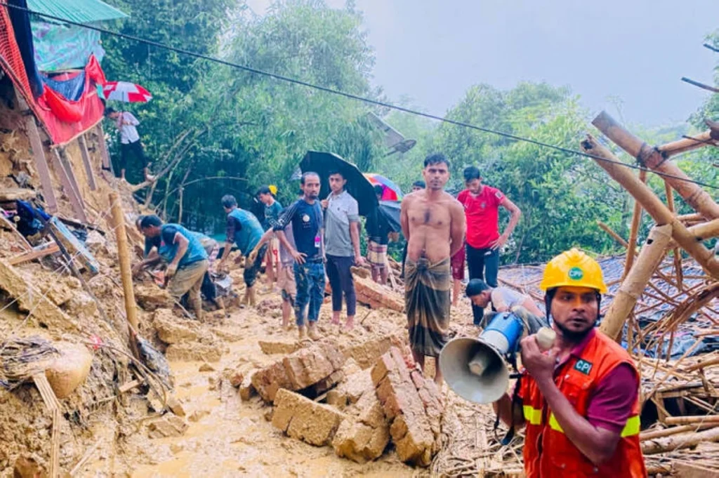 UN refugee agency seeks more land for Rohingya camps amid deadly landslides