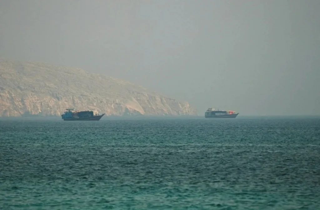 Mediators trying to pull US and Iran back from brink, salvage deal
