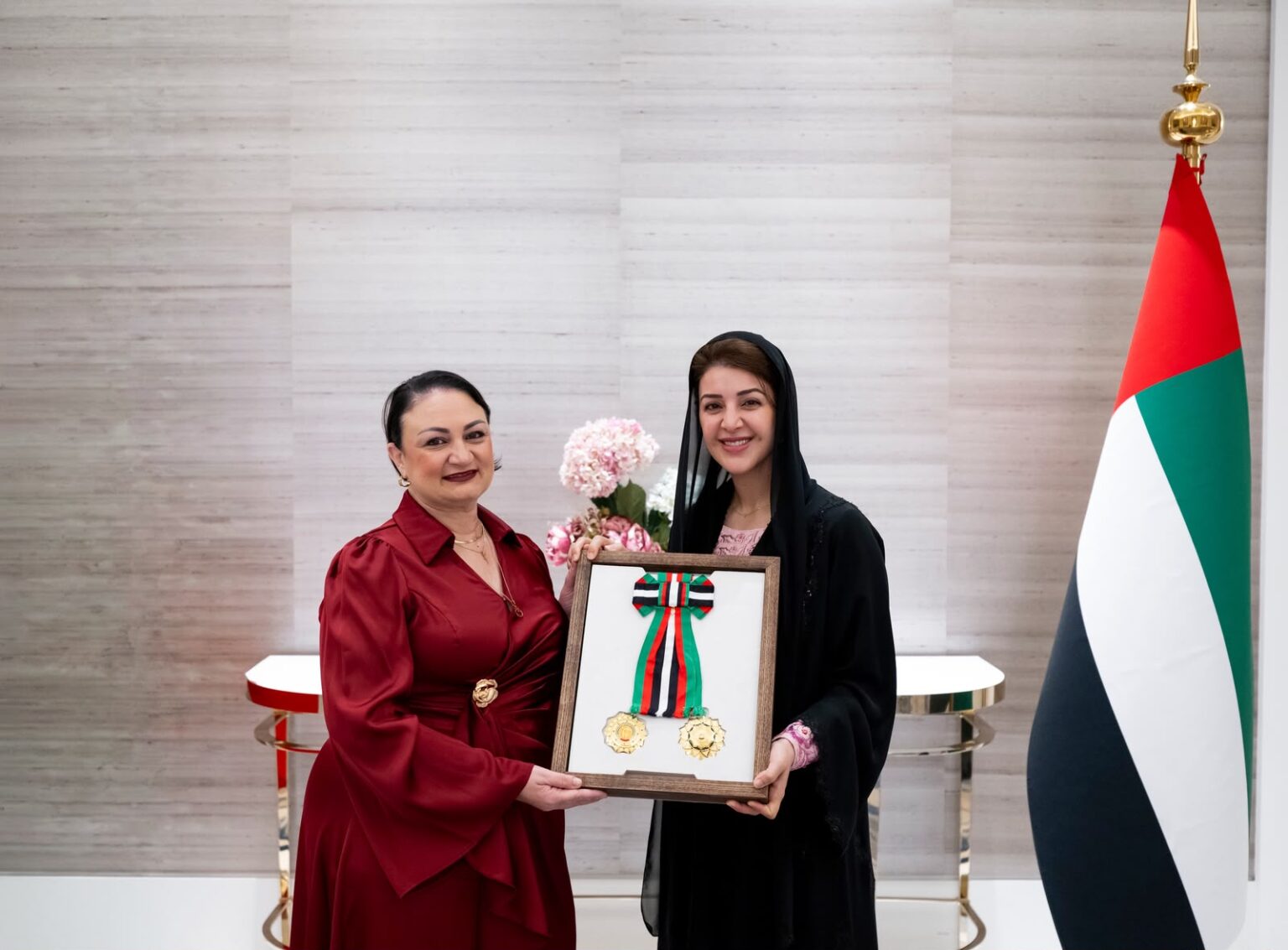 رئيس الدولة يمنح سفيرة جمهورية مالطا وسام الاستقلال من الدرجة الأولى