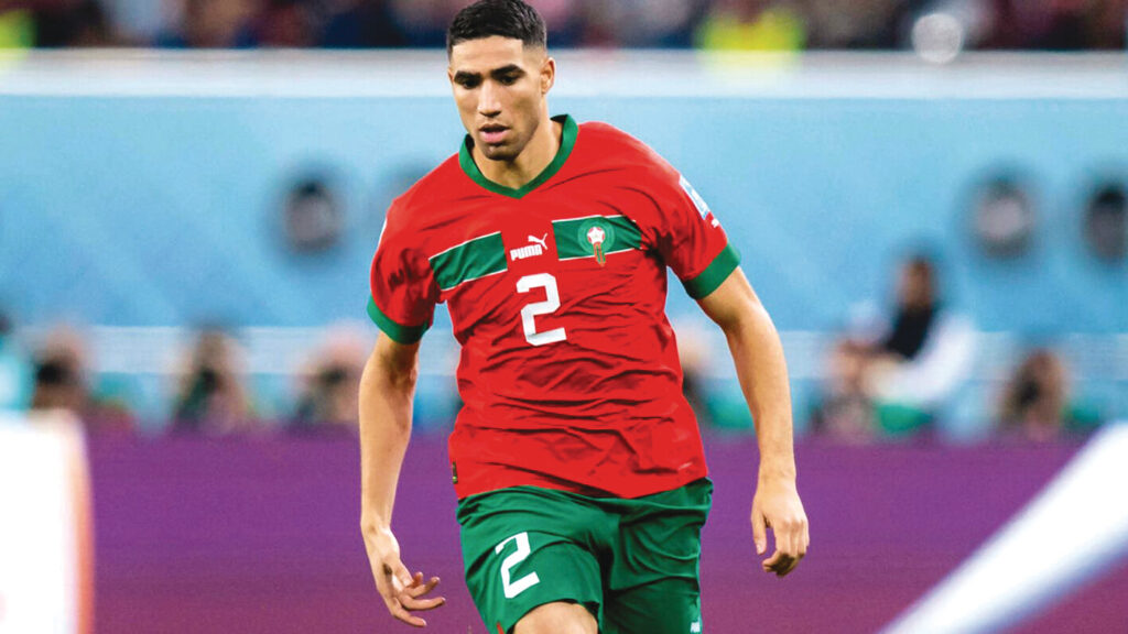 17 لاعباً مهددون بالغياب عن نصف النهائي