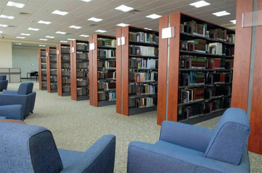 كتابان لمحمد بن راشد يفتتحان «سدرة المعرفة»