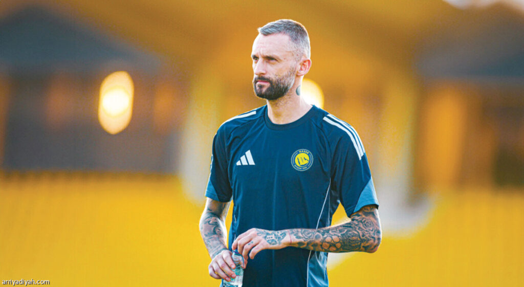 النصر يودّع بروزوفيتش