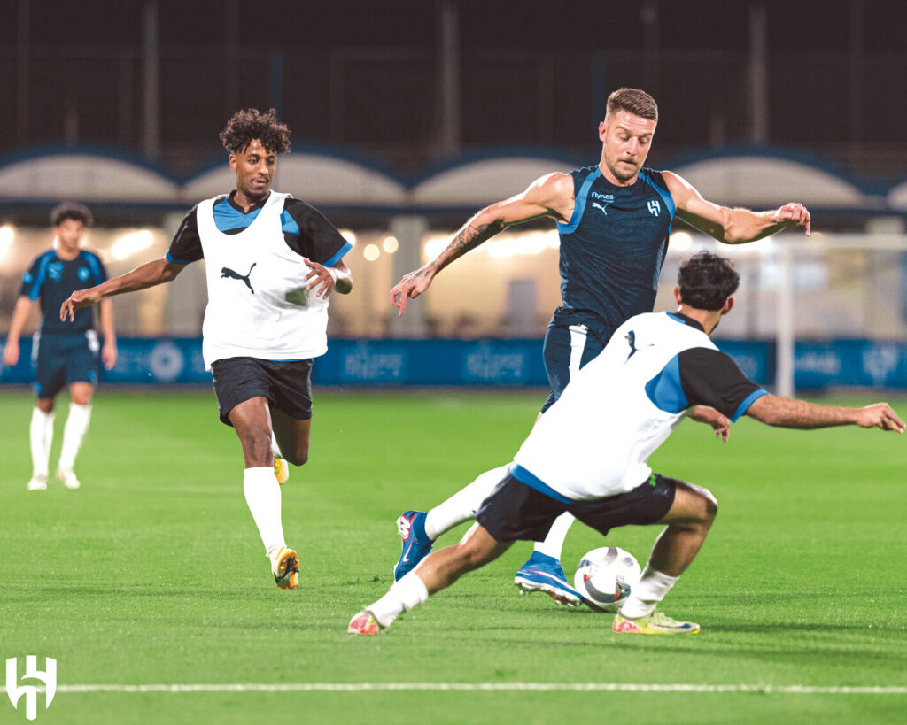 الهلال يبدأ معكسر النمسا