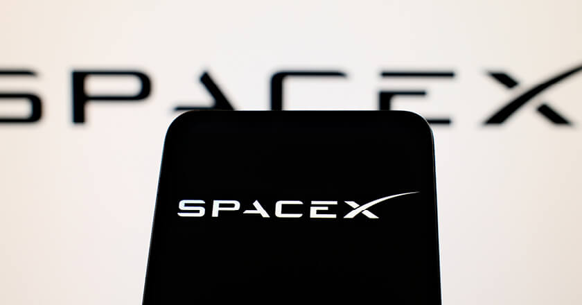 SpaceX is reportedly prototyping an AI handset