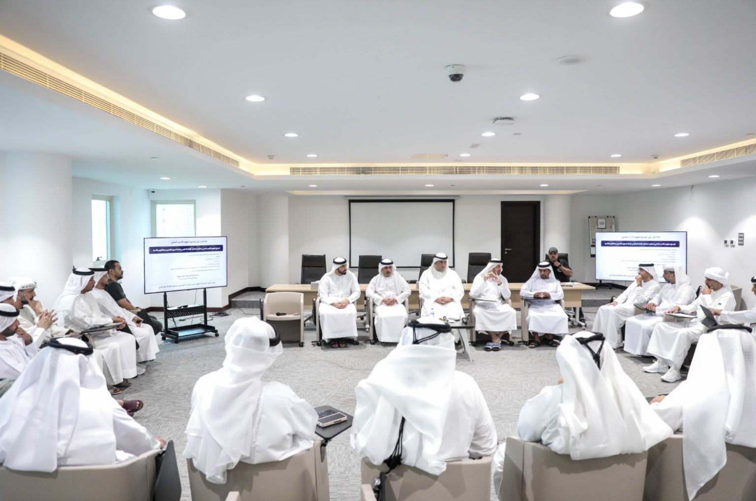 "اتحاد الطائرة" يعتمد مشاركة اللاعب المحلي دون قيود بين الفئات