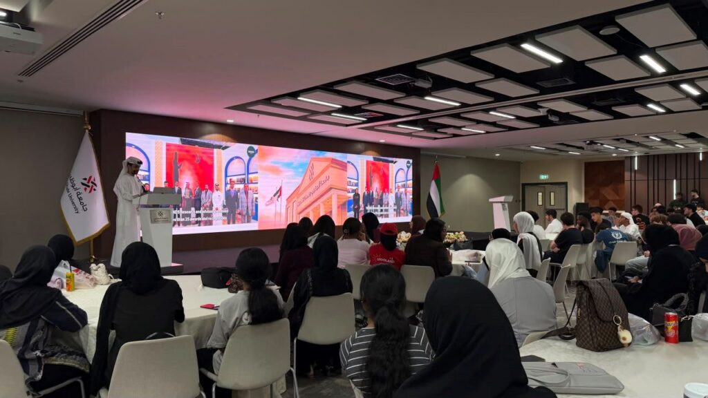 "تريندز العين" وجامعة أبوظبي ينظمان ورشة تمكين الشباب في عصر وكلاء الذكاء الاصطناعي