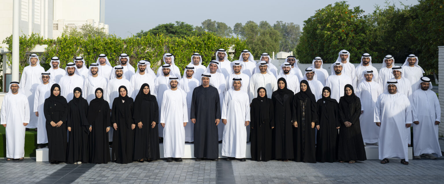 رئيس الدولة يستقبل وفد مكتب شؤون حجاج الإمارات