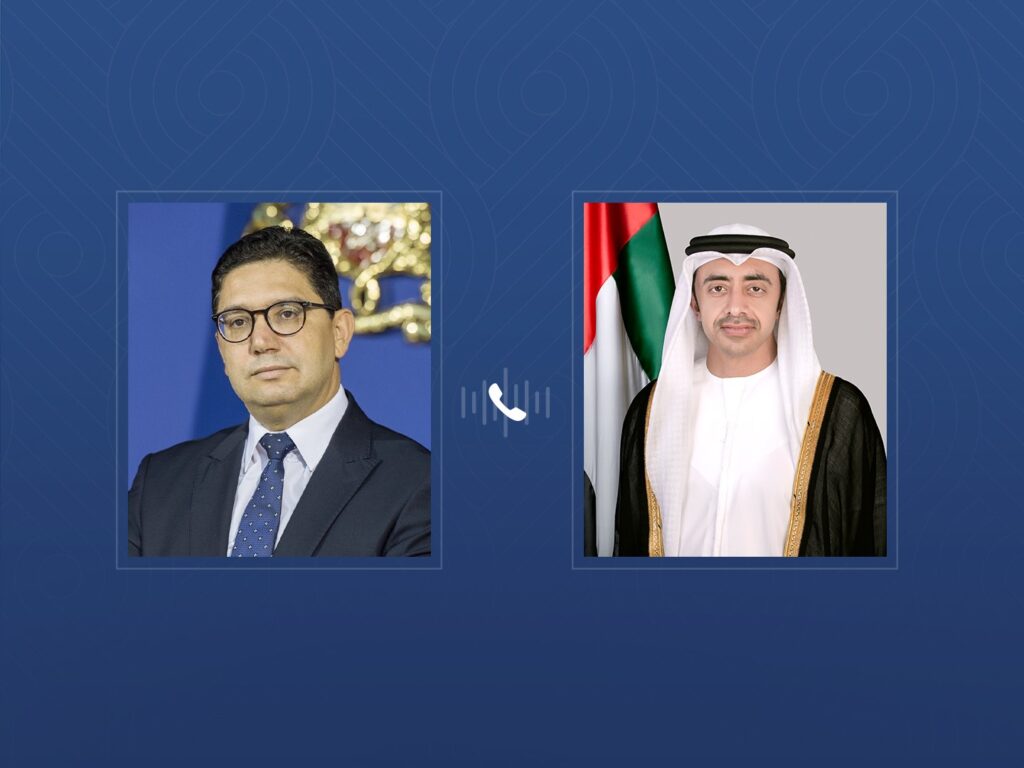 عبدالله بن زايد يبحث هاتفيا مع وزير خارجية المغرب التطورات الإقليمية
