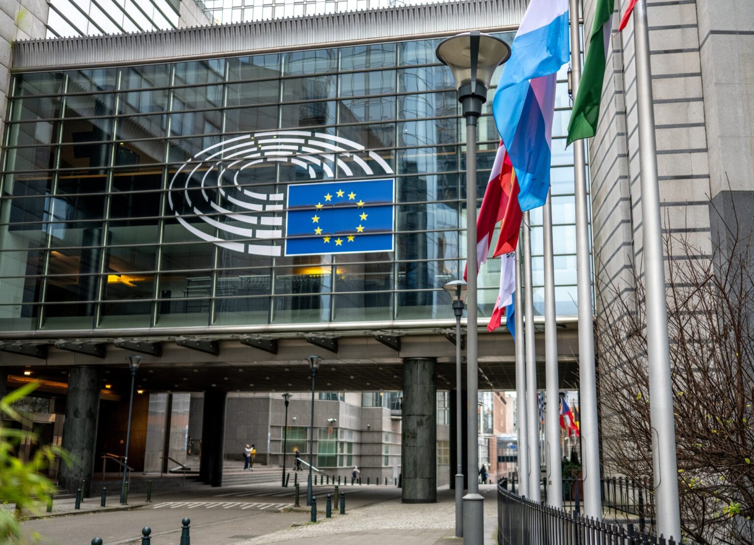 EU current account surplus up to €113.4 bn in Q1: Eurostat