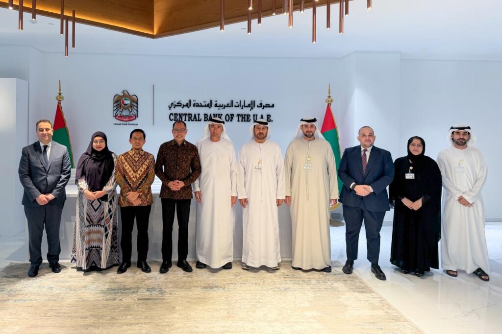 CBUAE Governor receives Indonesian Ambassador to discuss advancing partnership in cross-border payments
