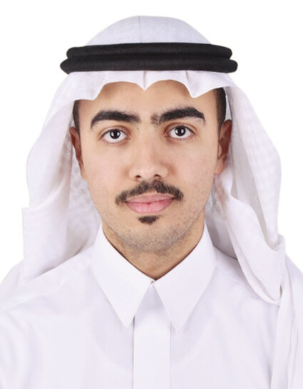 «الطيــب وسـيــع بطــانــه»