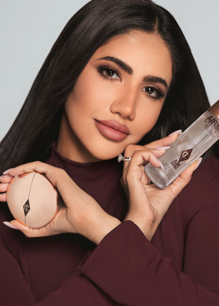 Charlotte Tilbury تحتفي بالتميّز مع نور ستارز في حملتها الجديدة لـ Airbrush Flawless