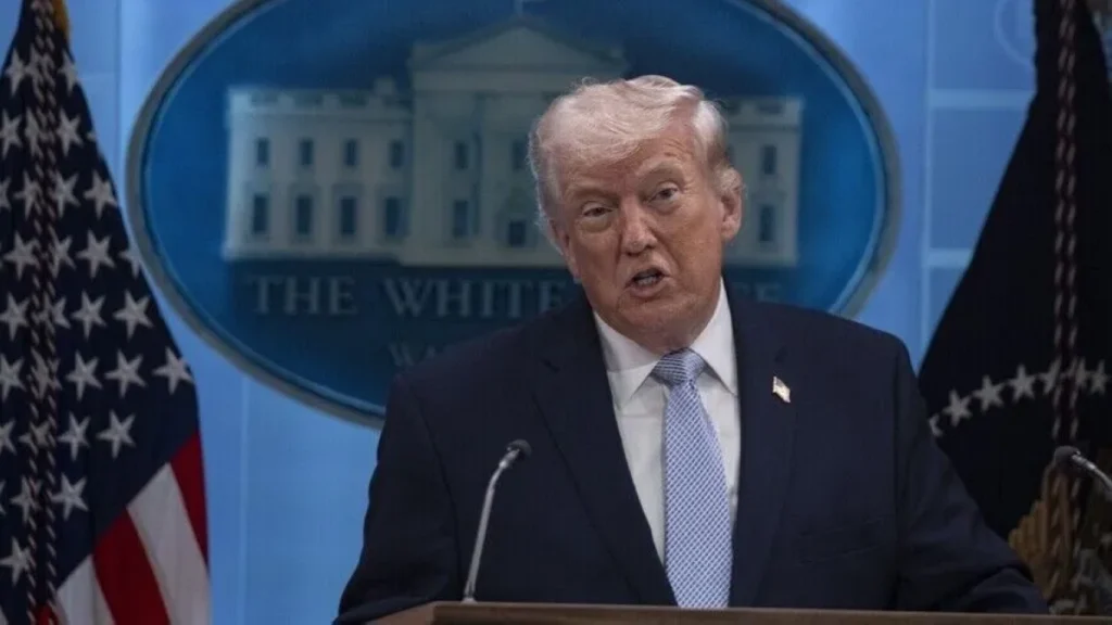 Trump says he will soon declare Strait of Hormuz a US territory