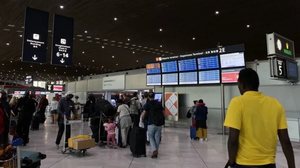 Weather system failure disrupts flights at Marseille airport
