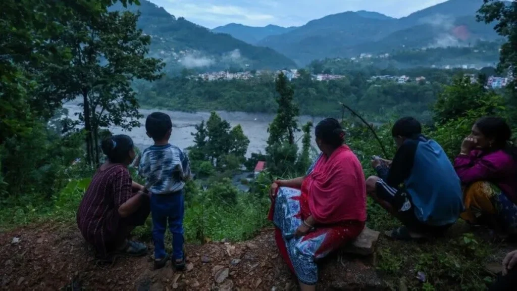 Nepal-Tibet floods death toll climbs to 750, more than 3,000 missing