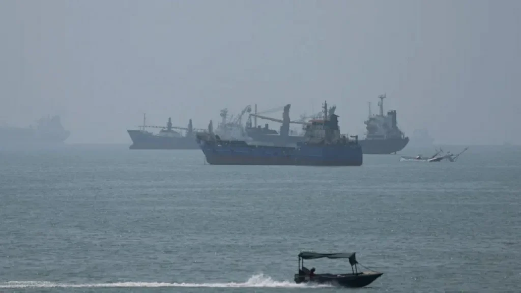 Iran and US trade fire in new flare-up, killing at least two