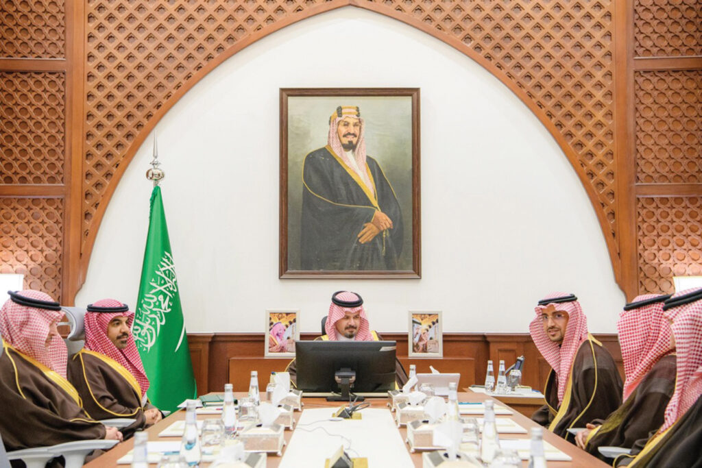 أمير المدينة: قياس الأداء ركيزة للارتقاء بالخدمات الحكومية