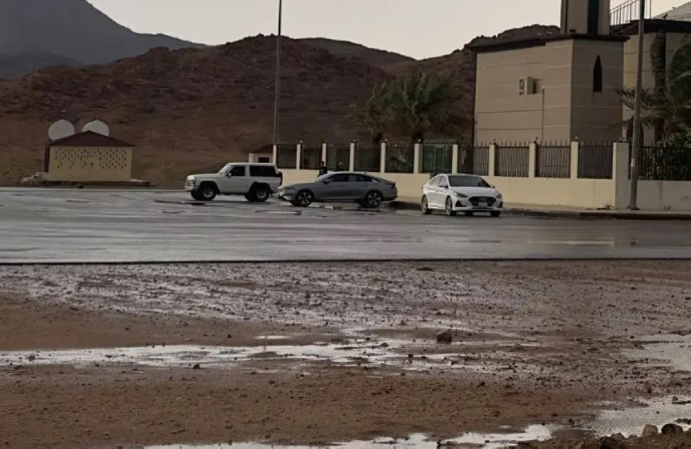 صور.. المدينة المنورة تشهد هطول أمطار والفرصة مهيأة للمزيد