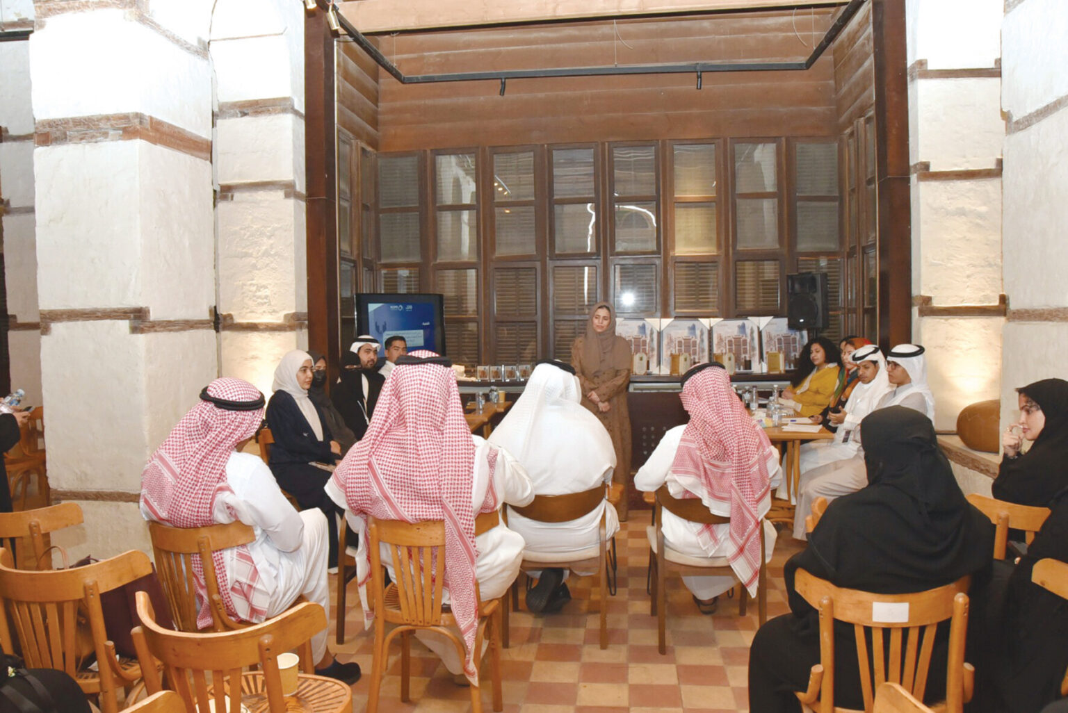 «معسكر المناظرات» يختتم أعماله في مهارات التفكير