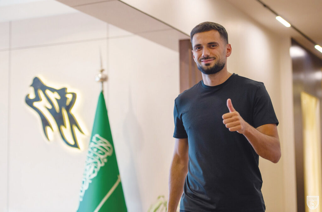 التعاون يضم بايرامي