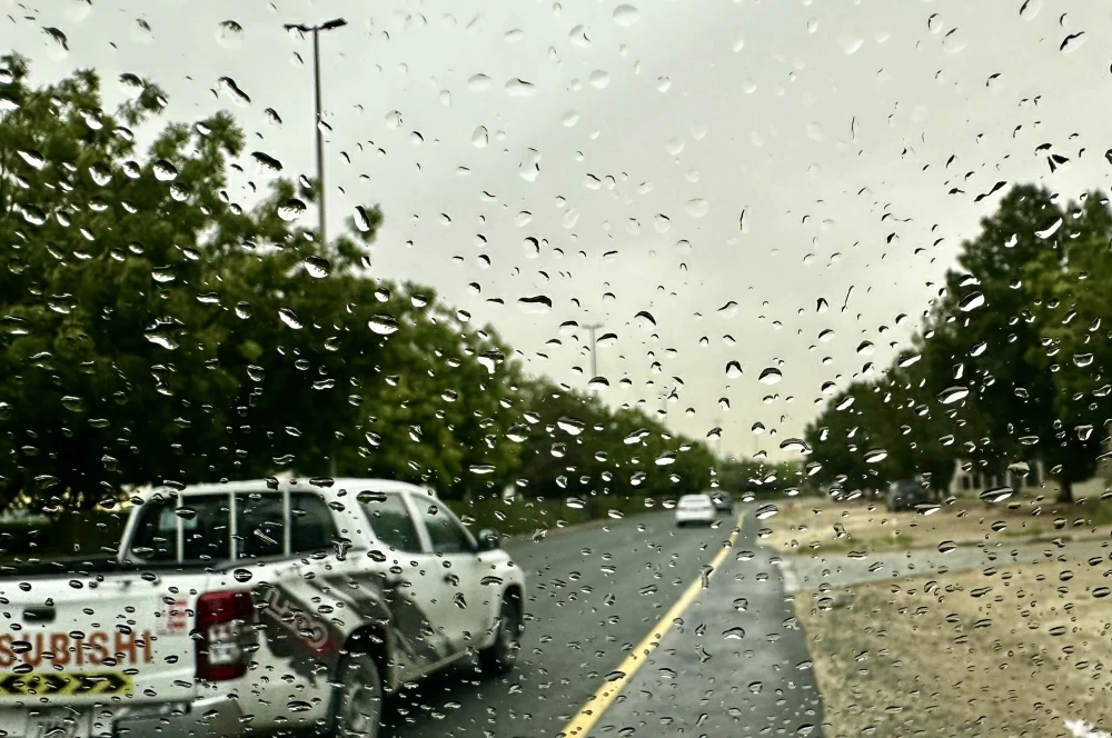 NCM Forecasts Light to Heavy Rain Across Several UAE Areas Saturday Afternoon