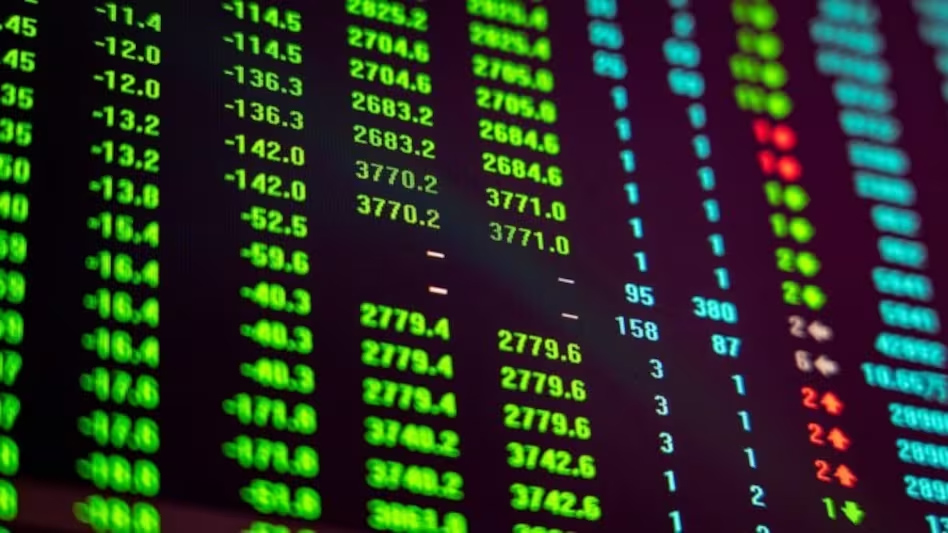 سوق الأسهم السعودي يغلق منخفضًا عند مستوى (10823.60) نقطة
